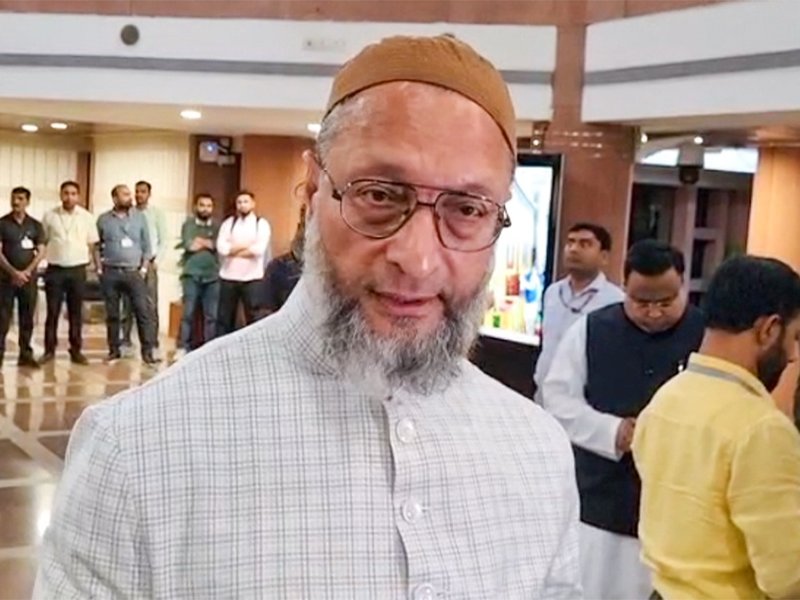 Kiren Rijiju praises Asaduddin Owaisi for exposing Pakistan in Kuwait
