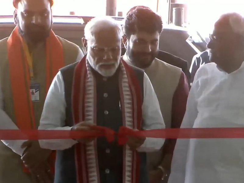 PM Modi inaugurates new terminal at Patna airport
