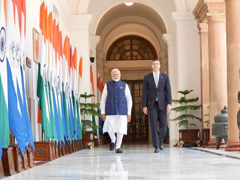 PM Modi, Paraguayan Prez Pena discuss strengthening diplomatic relations