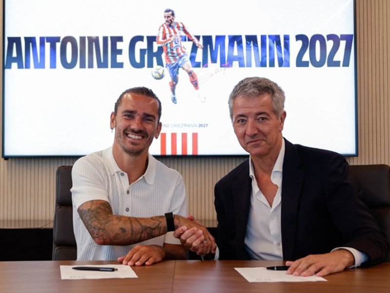 Antoine Griezmann extends contract with Atletico Madrid till 2027. 