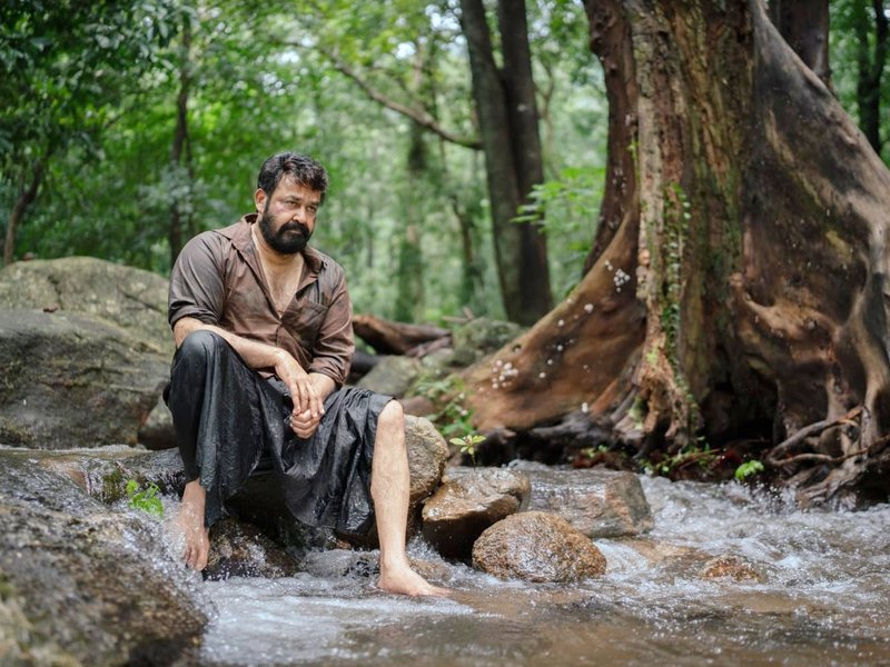 Selvaraghavan calls Mohanlal India's best actor!	