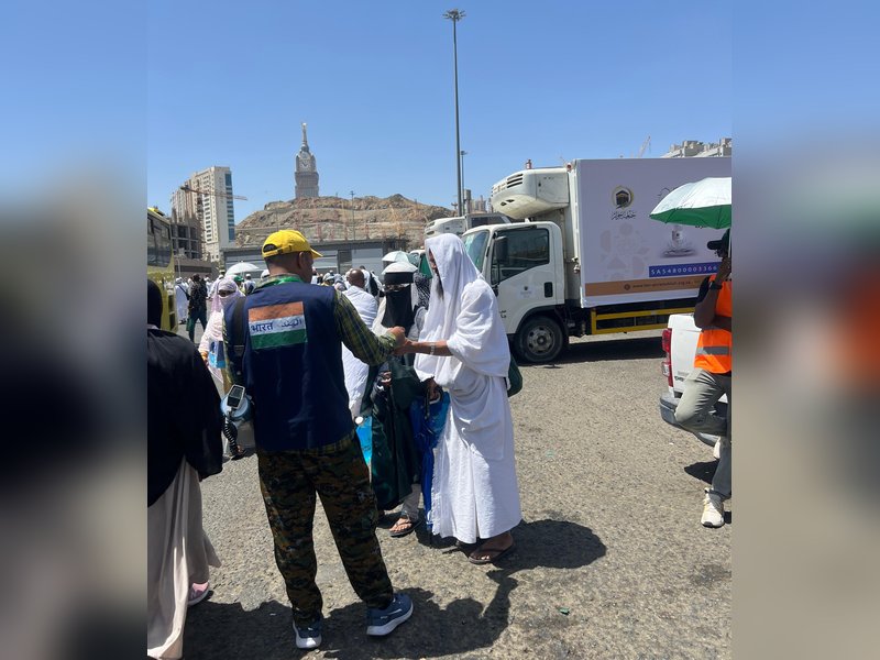 'Team Bharat' ensures safety of Indian pilgrims as they arrive in Arafat for core Haj ritual