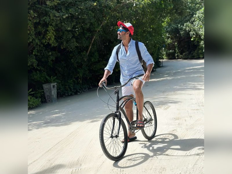 Shabir Ahluwalia cycles from home to set: It’s my ritual to switch into character mode	