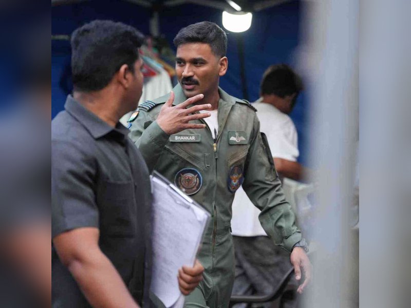 Dhanush flaunts his new avatar in short hair and moustache for 'Tere Ishk Mein'