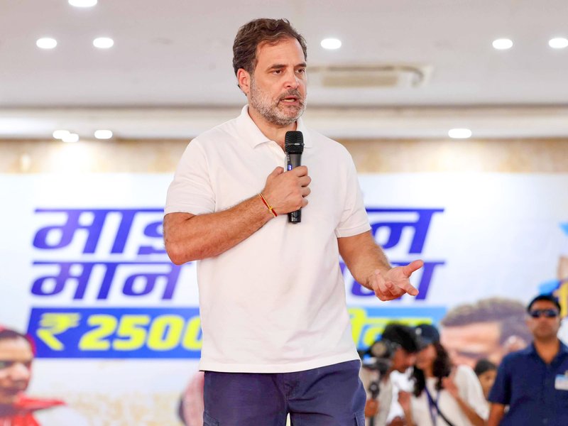 PM Modi greets Rahul Gandhi on birthday, wishes for his long and healthy life