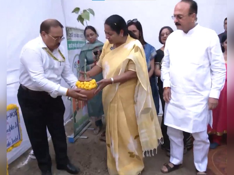 Every Delhi school, institution to join 'Ek Ped Maa Ke Naam' drive: CM Rekha Gupta