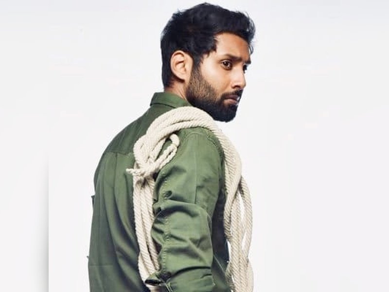 Actor Aadhav Kannadhasan tells lyricist Vairamuthu: We got your permission for Ponmaalai Pozhudhu!	