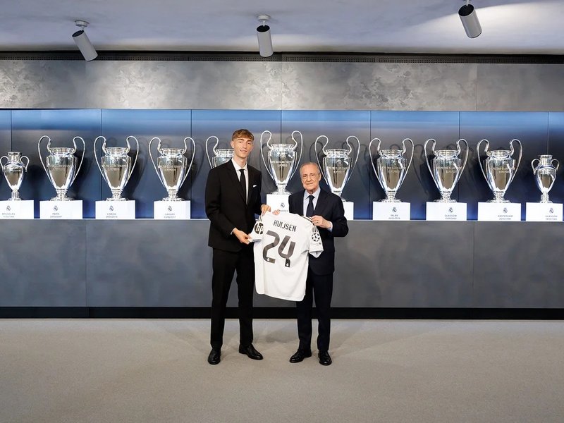 Dean Huijsen signs contract as new Real Madrid player. Photo credit: Real Madrid/X