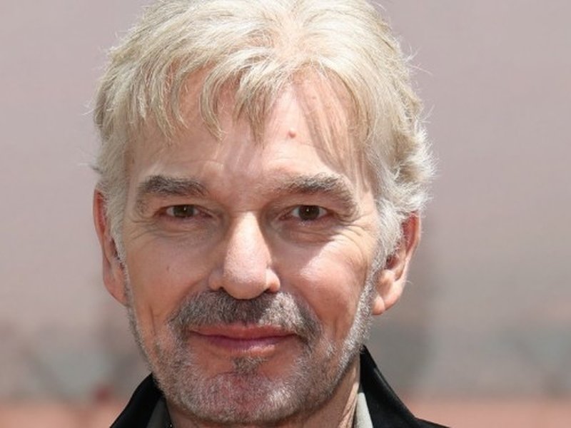 Billy Bob Thornton says he is not a part of Hollywood