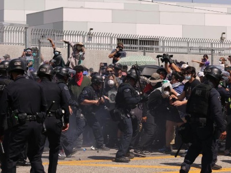 US: Curfew imposed in downtown LA after protests, looting spark chaos