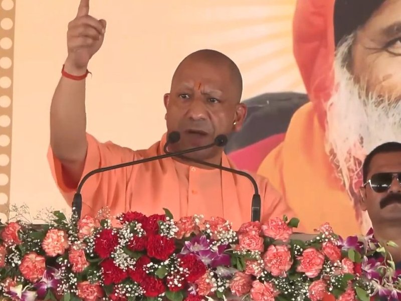 Saints showed society path that prevents incidents like Kairana and Kandhla: CM Yogi