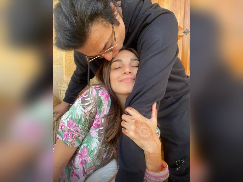 Kiara Advani wishes Happy Father’s Day to the 'incredible dads' in her life(Kiara advani/instagram)