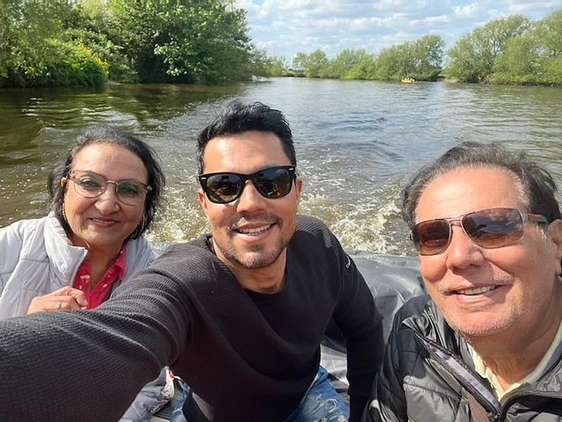 Randeep Hooda wishes he could freeze time as his parents mark 54 years of togetherness