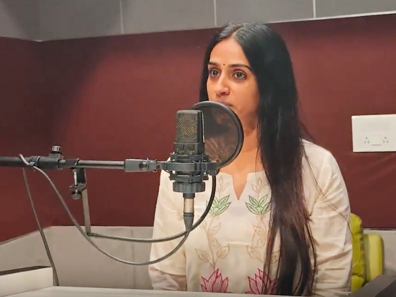 Actress Laya completes dubbing for her portions in Nithiin's 'Thammudu'	