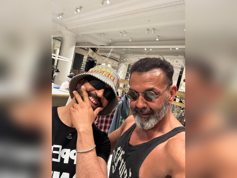 Bobby Deol poses with Diljit Dosanjh: ‘Punjabi Munda mil gaya oye’