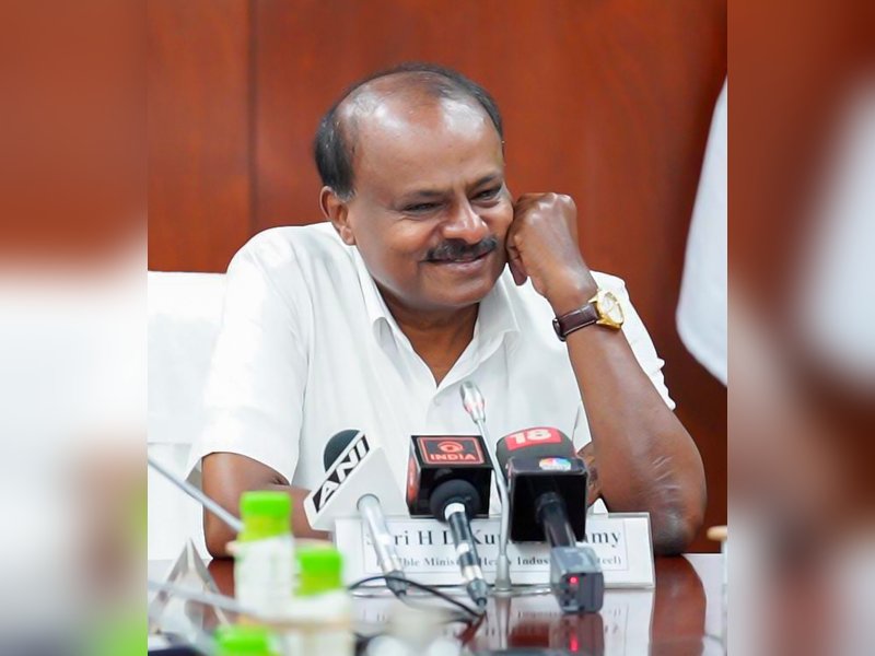 Flood of lies against EC, says Kumaraswamy; you prove documents are wrong, says Congress