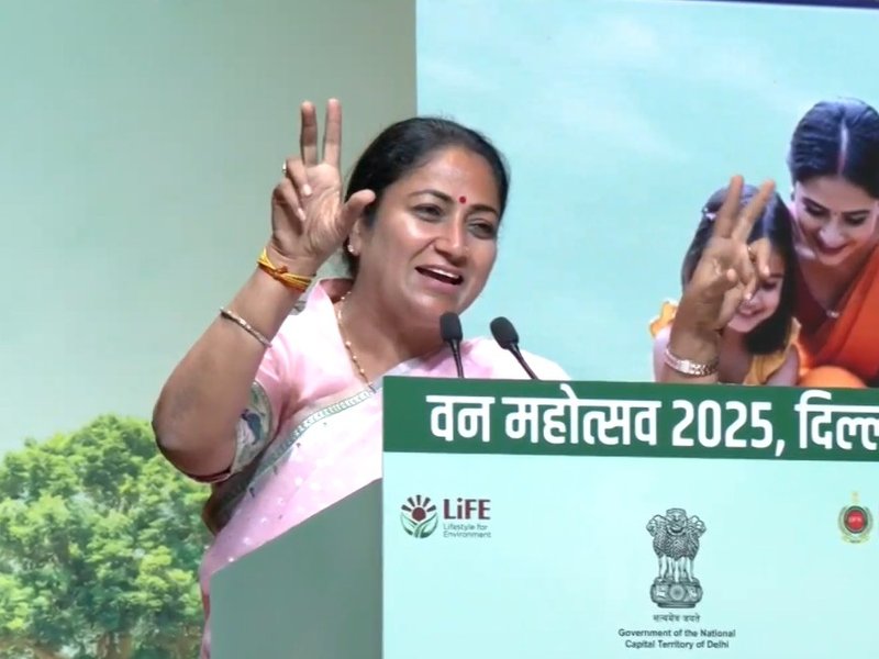 Green Delhi our priority: CM Gupta slams AAP govt for ignoring 'Ek ped maa ke naam' campaign