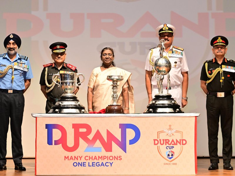 President Droupadi Murmu unveils Durand Cup 2025 trophy (Credit: President of India/X)