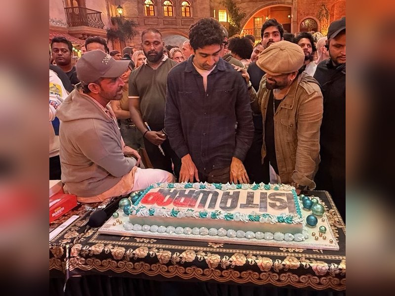 Hrithik Roshan feels a mixed bag of emotions as he concludes 'War 2' shoot after 149 days of hardwork