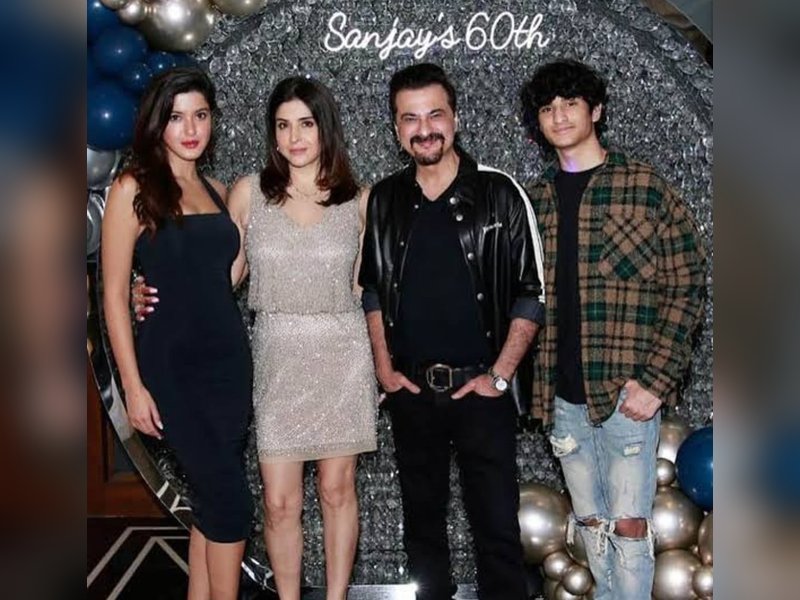 Karan Johar welcomes Shanaya Kapoor to the movies ahead of 'Aankhon Ki Gustakhiyan' release