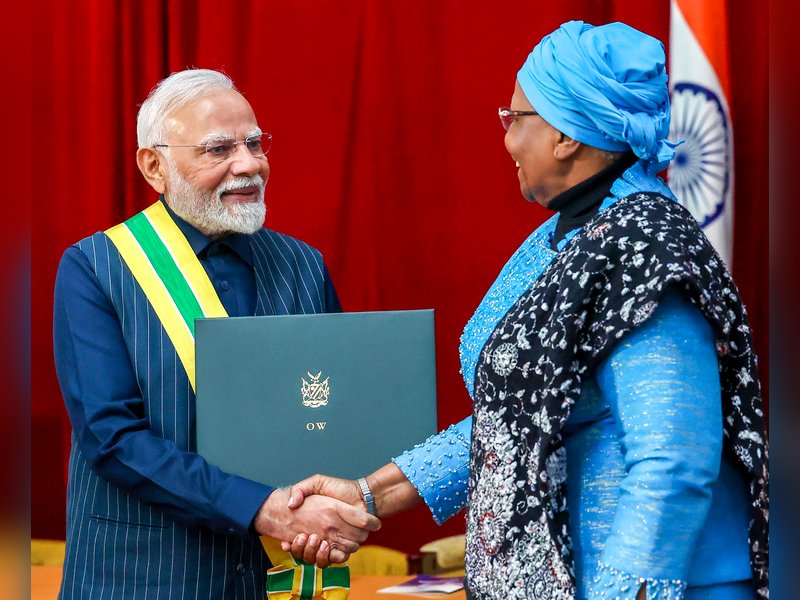 सिंहावलोकन 2025: पीएम मोदी को 28 देशों का मिला सर्वोच्च सम्मान, जानें किन-किन देशों ने किया सम्मानित