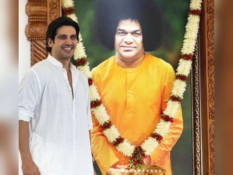 Shah Rukh Khan’s ‘Main Hoon Na’ co-actor Zayed Khan finds peace and purpose during spiritual visit