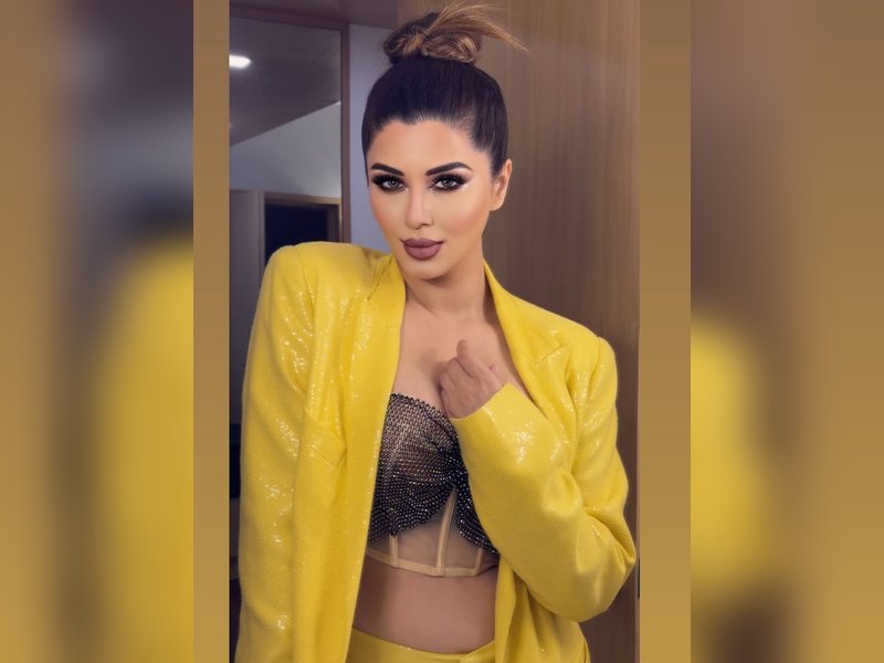Kainaat Arora reveals why Sanjay Dutt once advised her not to enter Bollywood