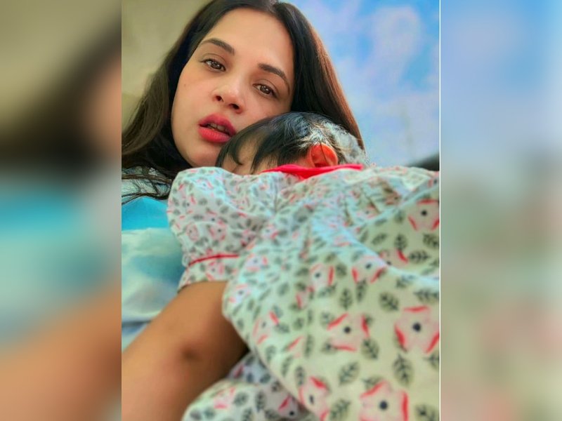 Richa Chadha shares adorable glimpse of holding baby Zuneyra