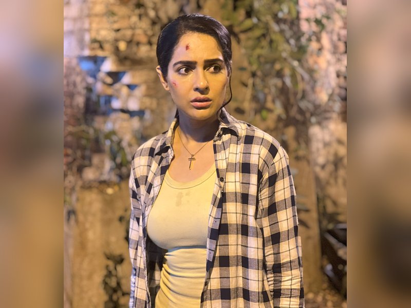 Malvi Malhotra calls 'Jenma Natchathiram' a perfect blend of horror and romance
