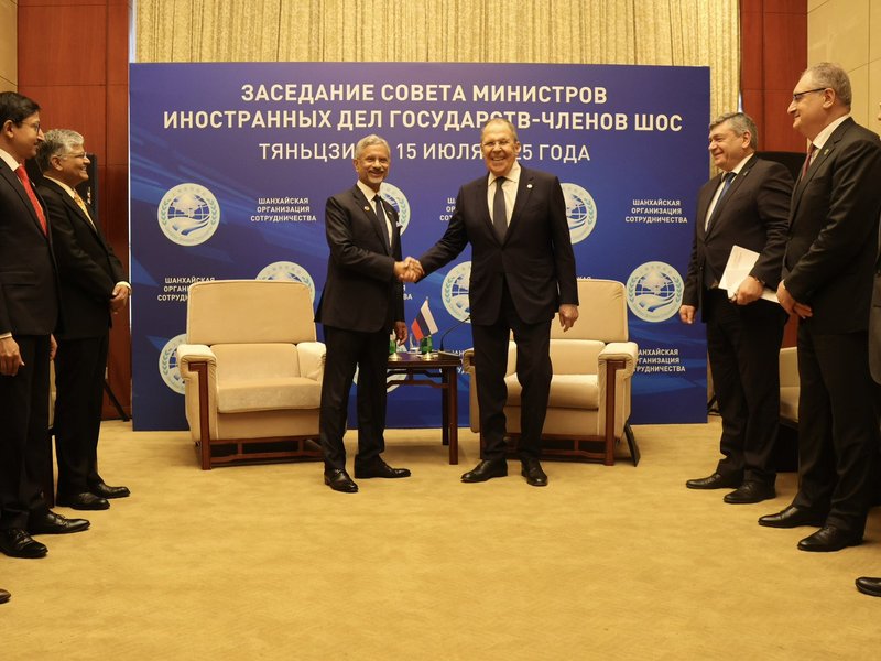 EAM Jaishankar meets Foreign Ministers of Russia and Iran in China's Tianjin