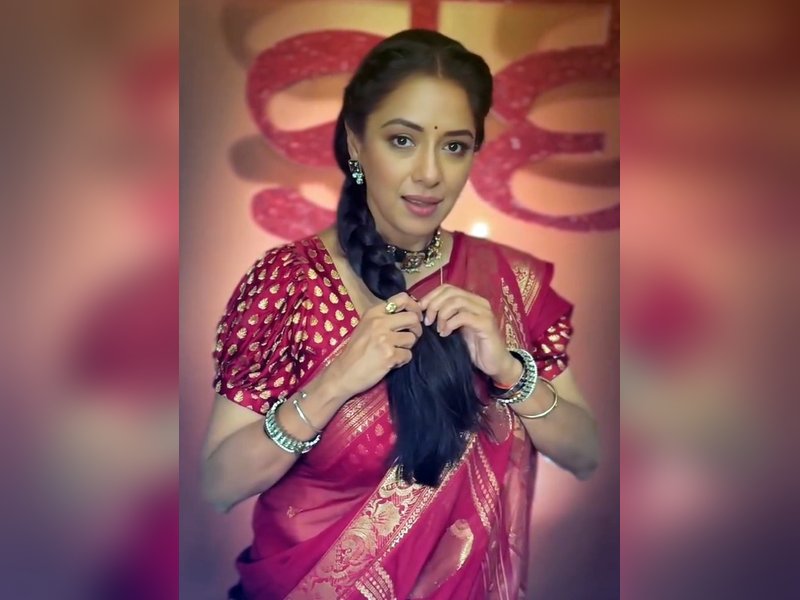 Rupali Ganguly says ‘retro is eternal’ as she joins ‘Tadpaoge Tadpa Lo’ trend