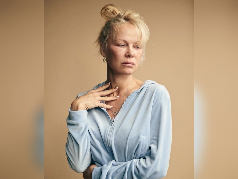 Pamela Anderson: I really enjoy singing