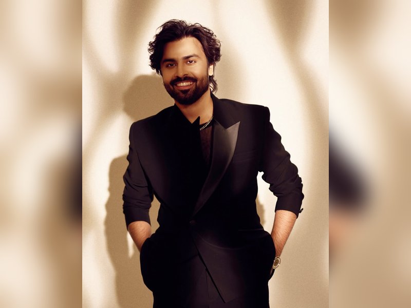 Jitendra Kumar reflects on his dual identity as Jeetu Bhaiya and Sachiv Ji