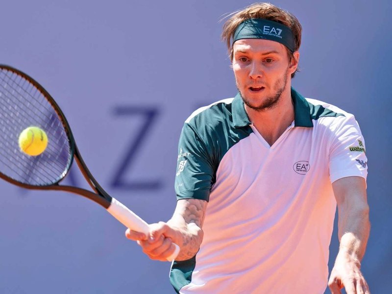 Alexander Bublik claims sixth singles title with win over Juan Manuel Cerundolo in the final of the Swiss Open in Gstaad, Switzerland, on Sunday. Photo credit: ATP Tour, 