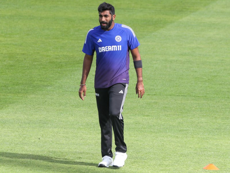 We want to wheel Bumrah in, but also want to respect where his body's at: India Assistant coach 