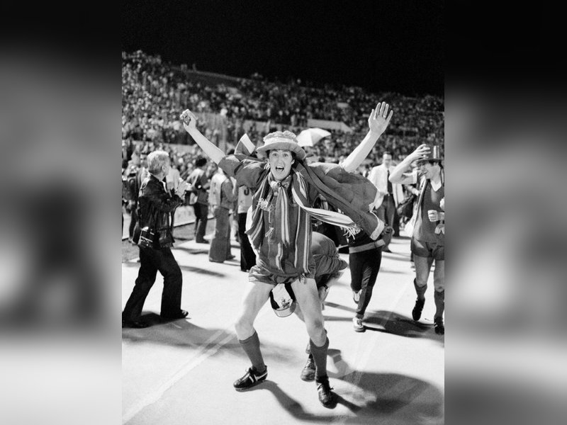 Ex-Liverpool, Wrexham defender Joey Jones passes away aged 70