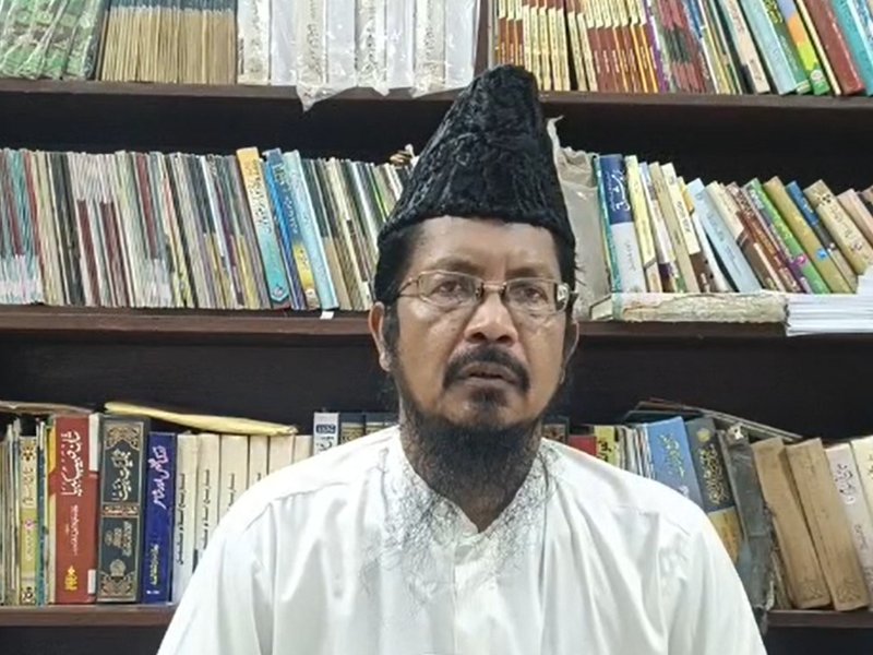 Dimple Yadav faces backlash over mosque visit, Muslim cleric demands apology (Photo source-IANS)