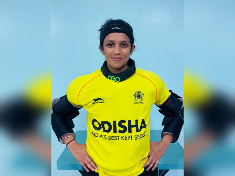 Young goalkeeper Samiksha Saxena aspires to soar under veteran Savita and coach Harendra Singh's guidance. Photo credit: Hockey India