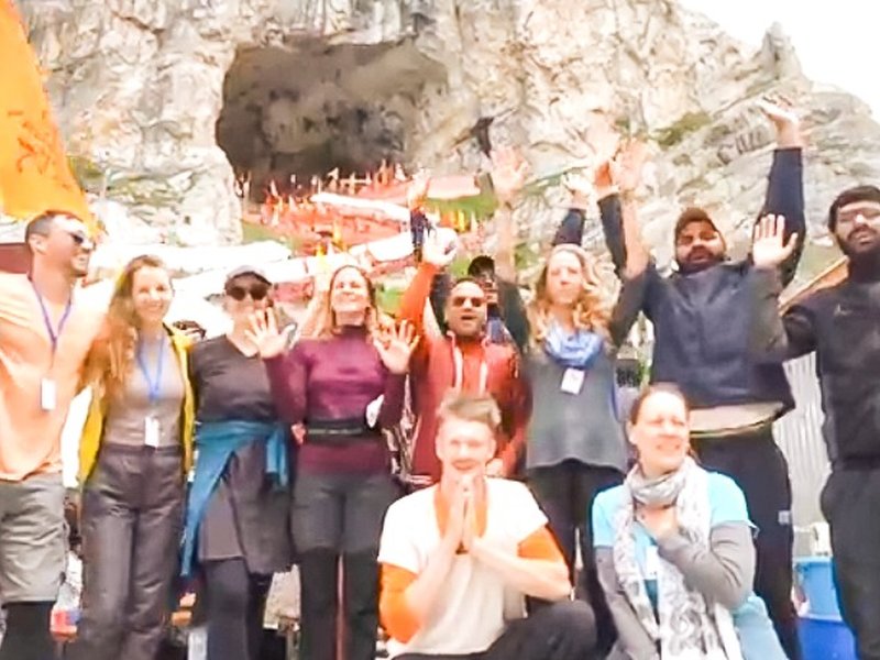 Nine young devotees from six different countries including US undertake Amarnath Yatra 
