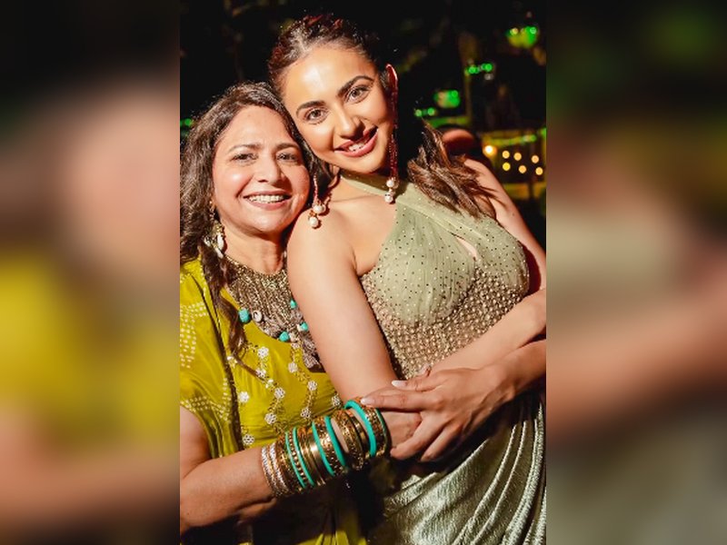 Rakul Preet Singh expresses deep love for her mother with heartfelt birthday tribute