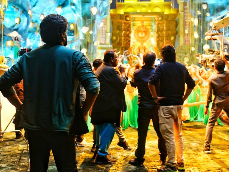 Unit of Chiranjeevi's 'Vishwambhara' wraps up shooting with filming of mass dance number