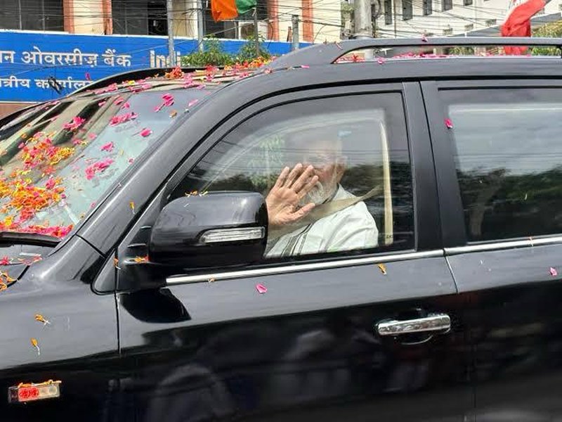 PM Modi holds roadshow in TN's Gangaikonda Cholapuram