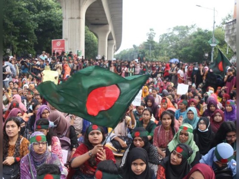 Bangladesh: Student outfit suspends all units amid extortion allegations 
