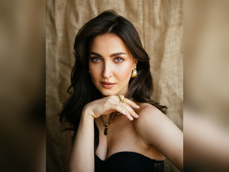 Elli AvrRam shares how her family made her birthday special in her home country Sweden	
