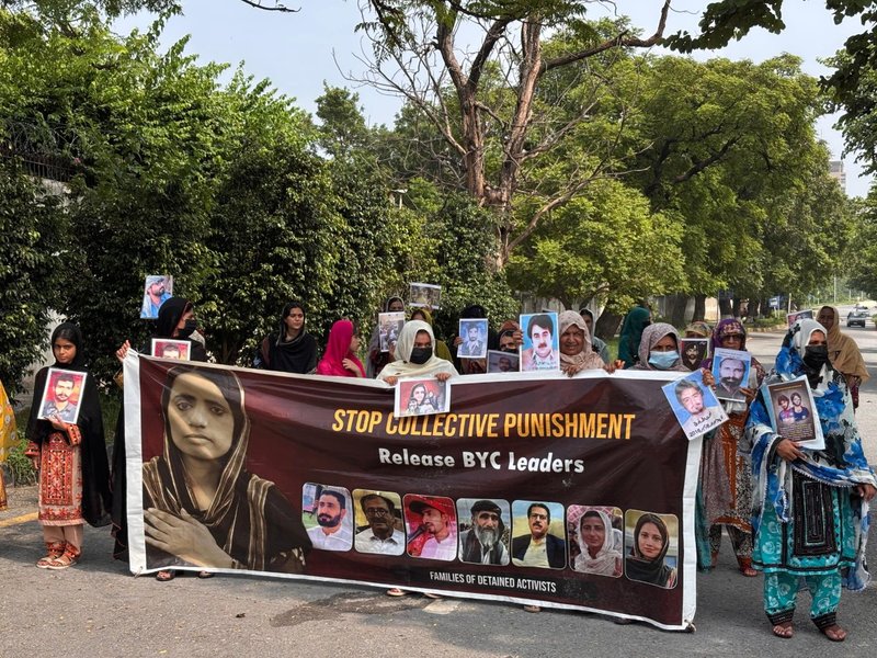 Rights group accuses Pakistani authorities of escalating efforts to isolate, intimidate Baloch people during protest 