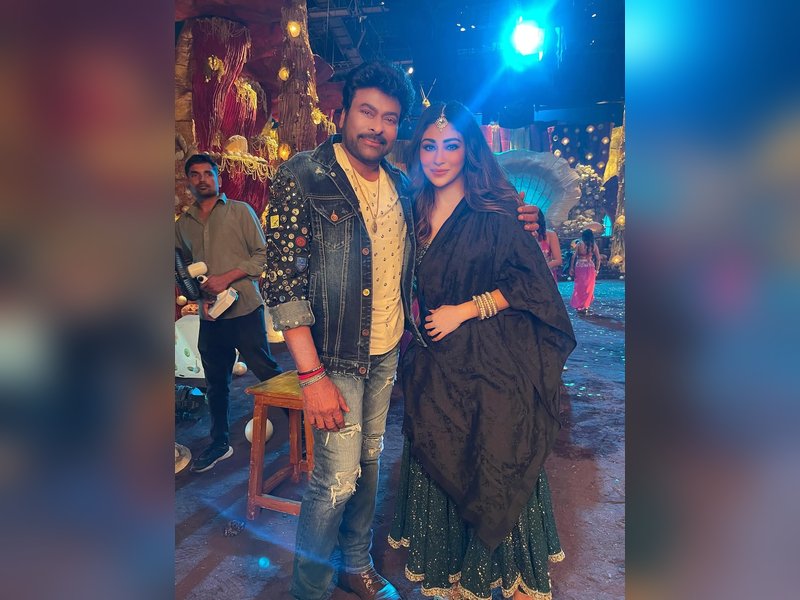 Mouni Roy thanks Chiranjeevi for his 'kindness & biriyani' during Vishwambhara shoot