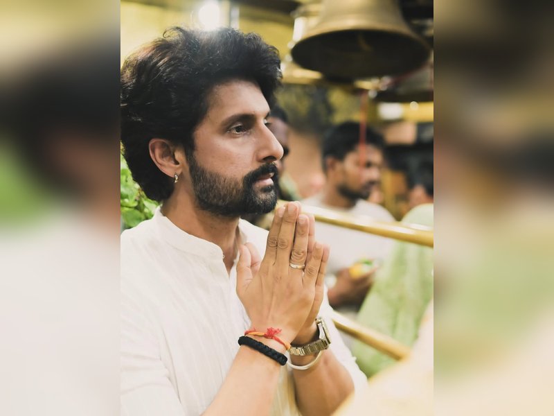 Ravie Dubey offers prayers at Maa Vindhyavasini, applauds newly completed Vindhya Corridor