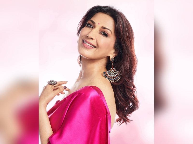 Sonali Bendre opens up on whether “Pati Patni Aur Panga” is scripted or real