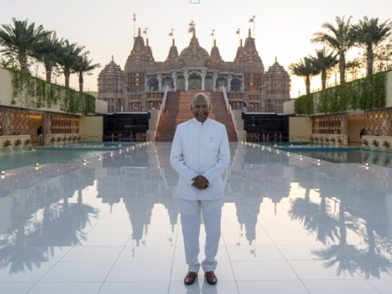 Faith across frontiers: The Swaminarayan tradition and global Hindu identity 