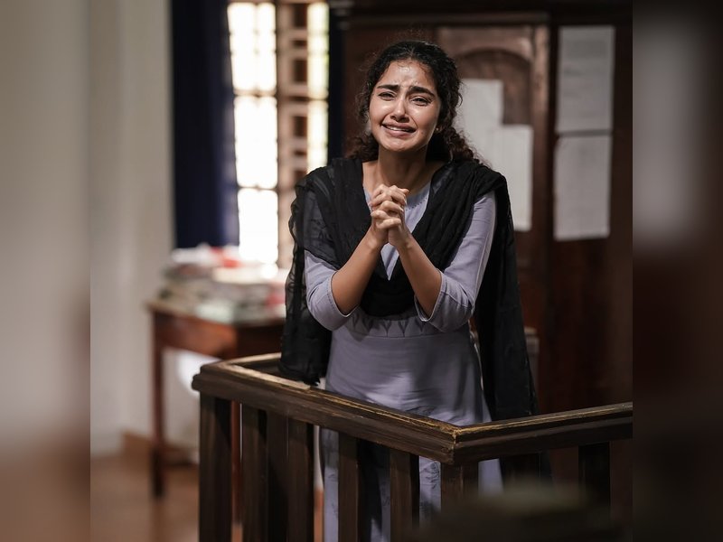 Did not expect to be welcomed with so much warmth and kindness, says actress Anupama Parameswaran	